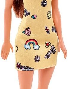 Barbie docka med gul klänning