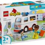 LEGO® DUPLO Ambulans och förare 10447 - LEGO - Leksaksaffären